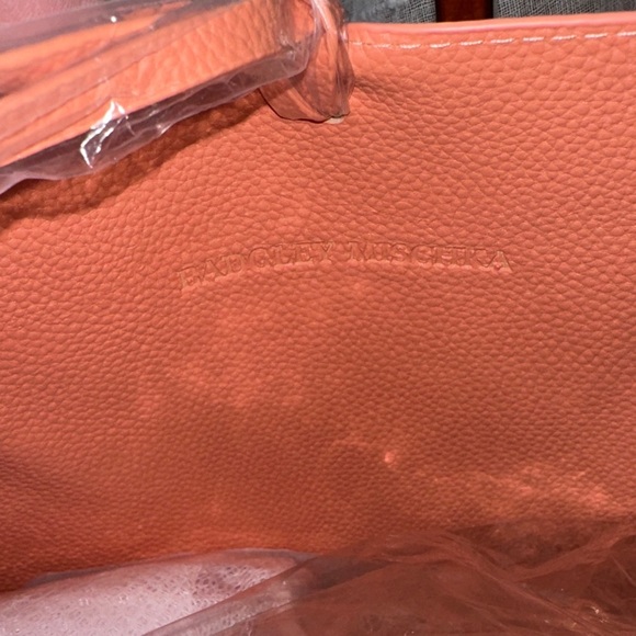 Badgley Mischka Coral Gold Decorative Chain Tote Bag MSRP $139 Vegan Leather NWT - Picture 10 of 16